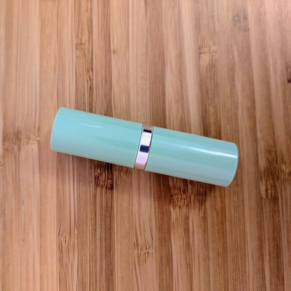 Clinique Lipstick – Think Bronze Shade - Picture 1 of 1